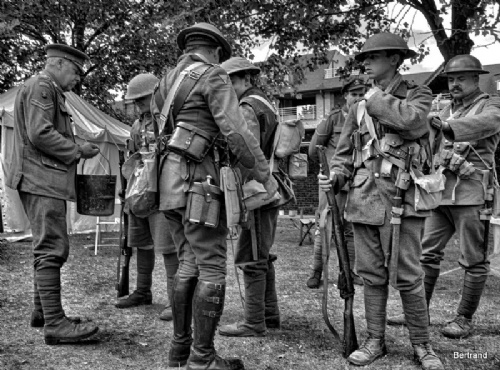 A.Passchendaele themaw. (6)